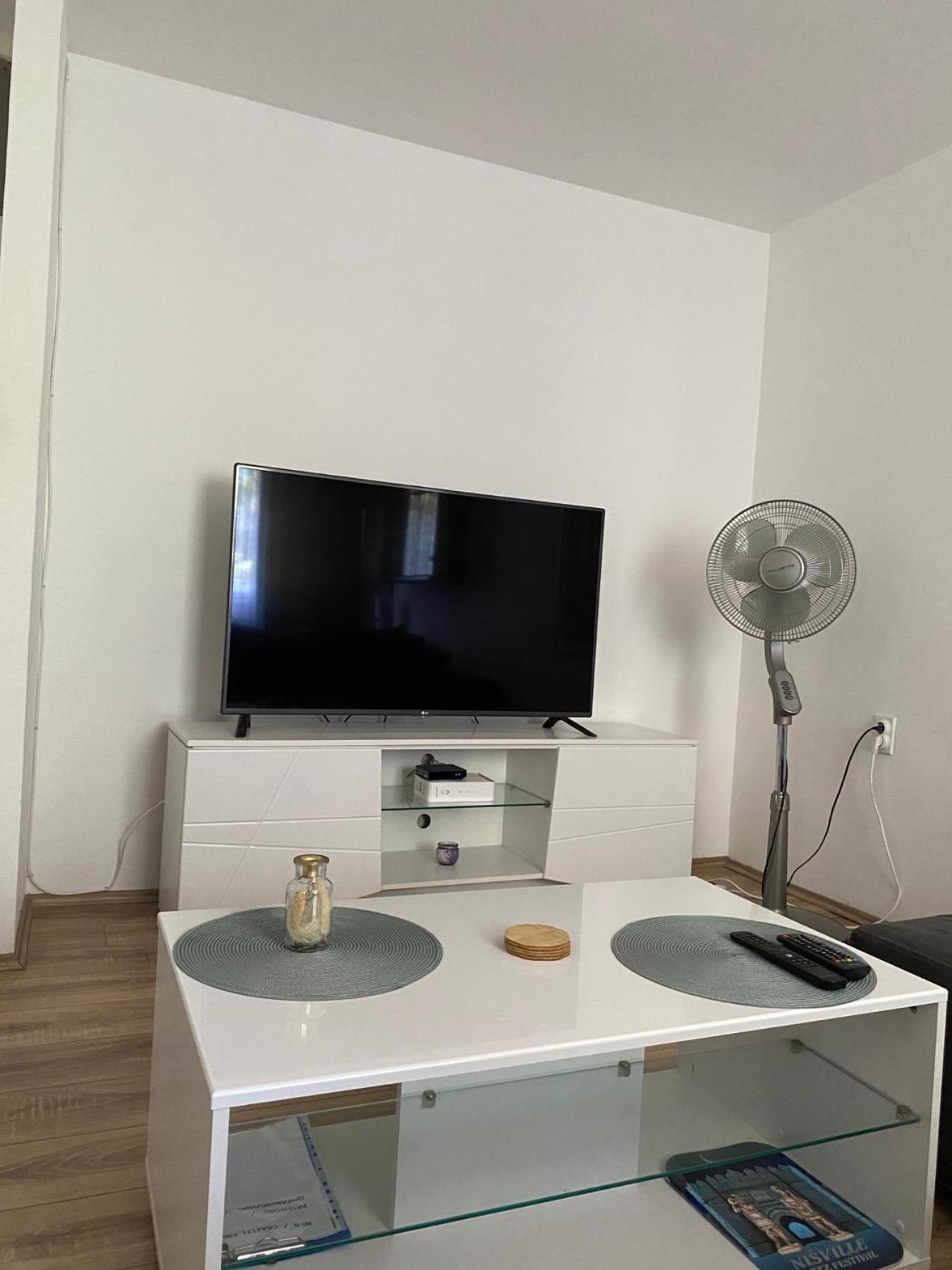 Apartament Delta 10 Nisz Zewnętrze zdjęcie